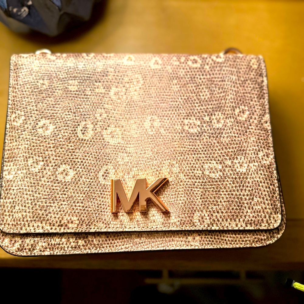 👜 Authentic Michael Kors Mott Chain Swag Shoulder Bag BNWT